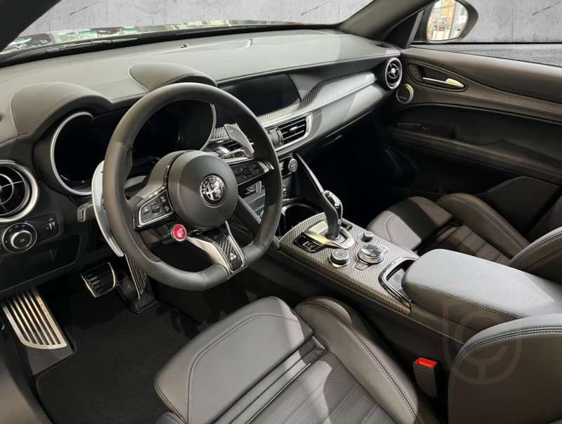 Alfa Romeo Stelvio 2.9 Bi-Turbo V6 520k Q4