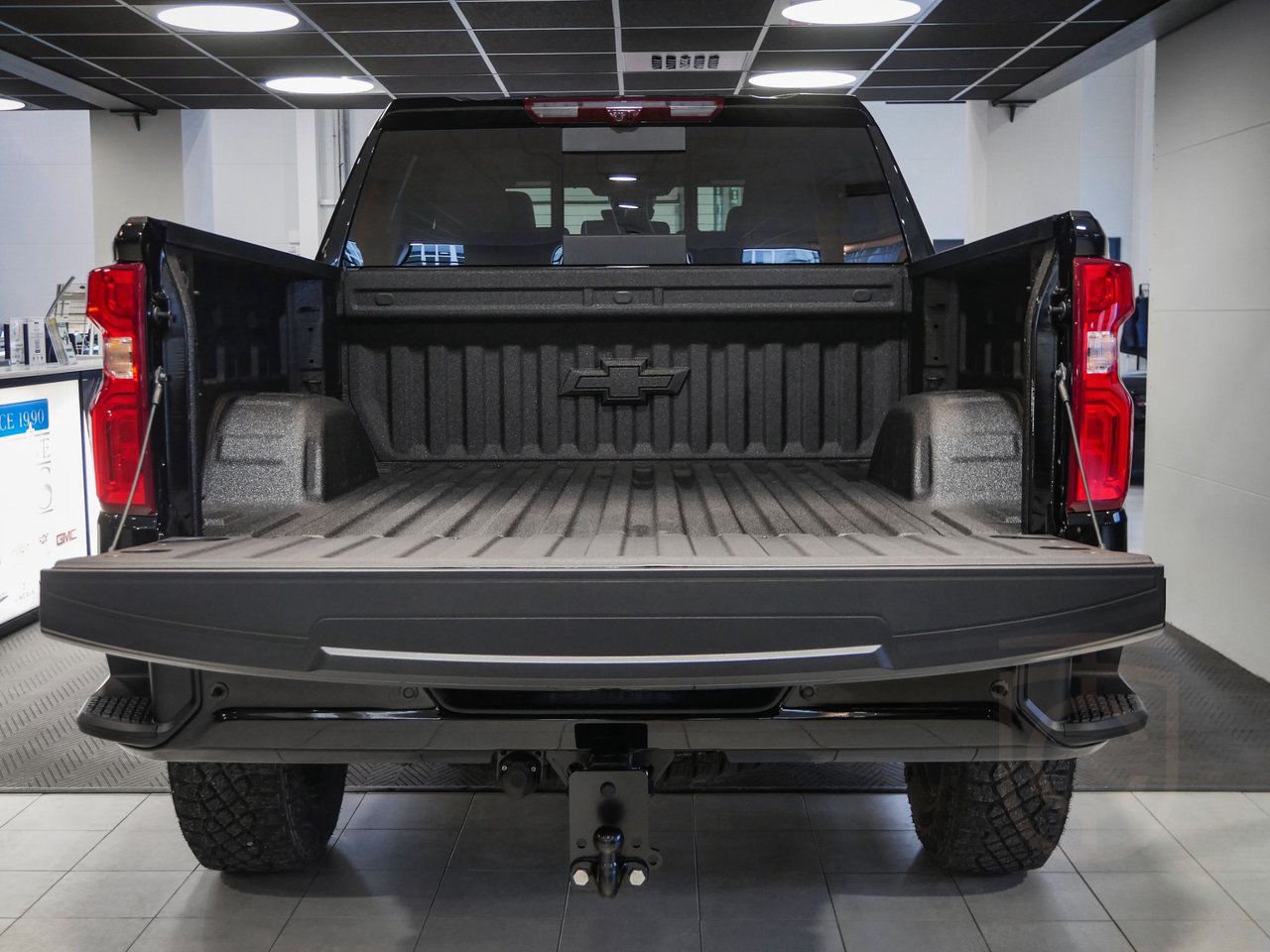Chevrolet Silverado ZR2 6.2L V8