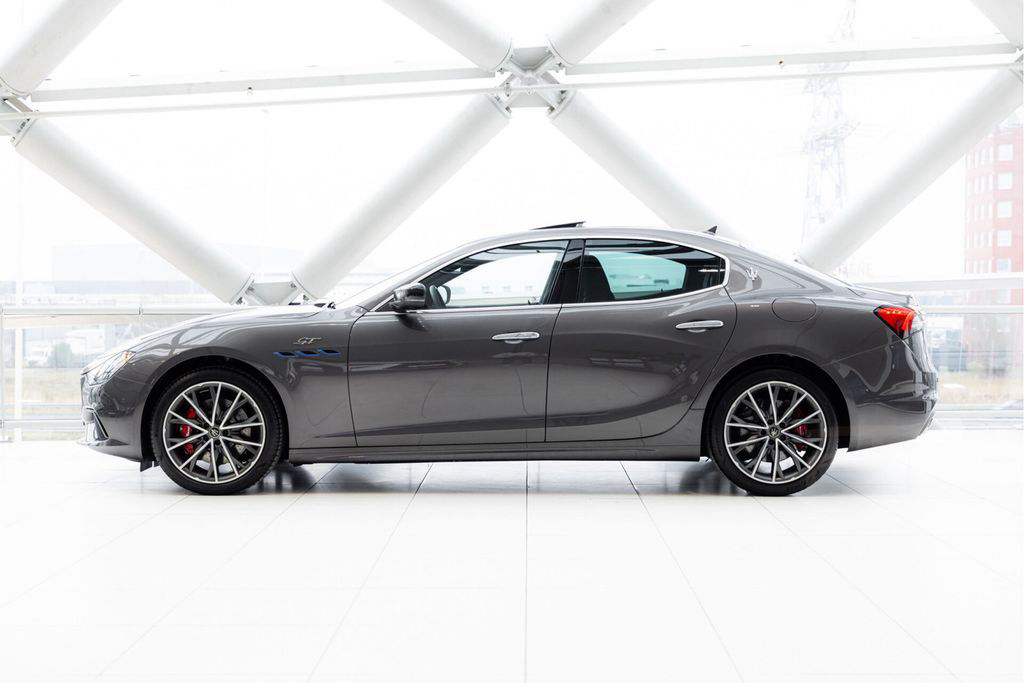 Maserati Ghibli Hybrid GT Edizione Finale | Heated Front