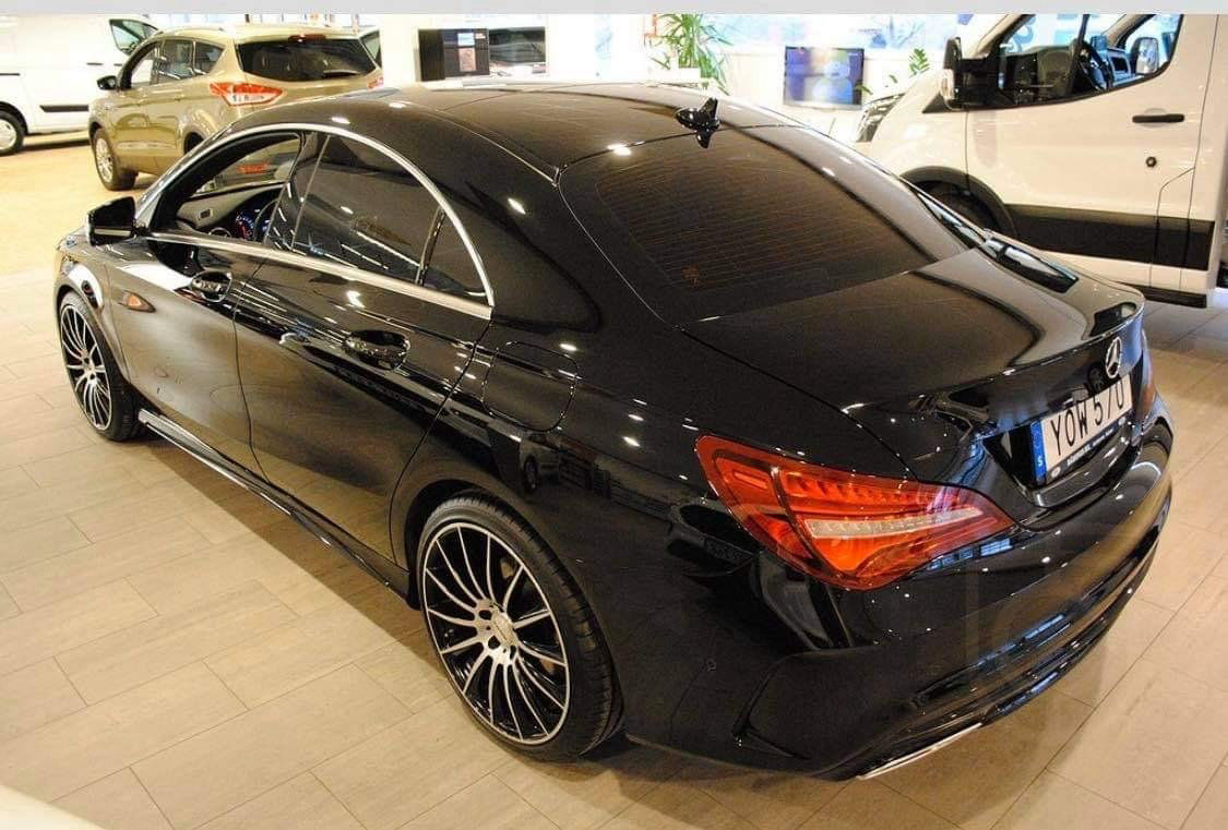 Mercedes-Benz CLA 180 7G-DCT AMG Sport Euro 6