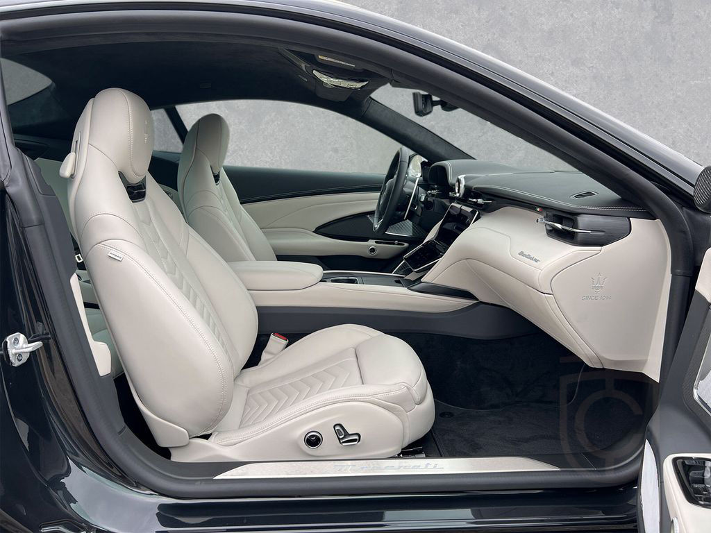 Maserati GranTurismo Trofeo*SONUS*PRIVACY*FOLIE*SITZBELÜF