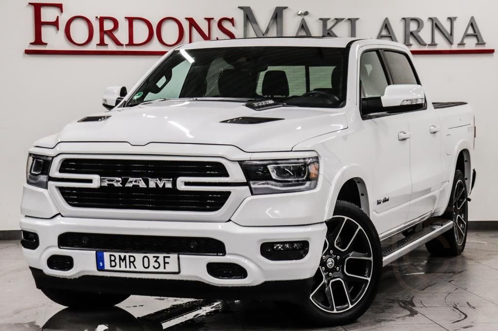 Dodge RAM 1500 LARAMIE SPORT REA-RACE HEMI V8 ETORQUE
