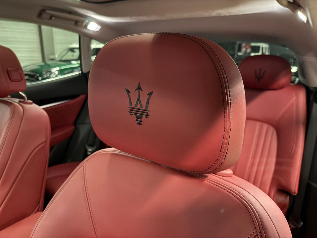 Maserati Levante GT Hybrid Premium-Leder Panorama 21zoll