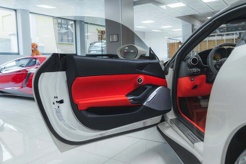 Ferrari Portofino M *BRANDNEW*PPF SATIN*