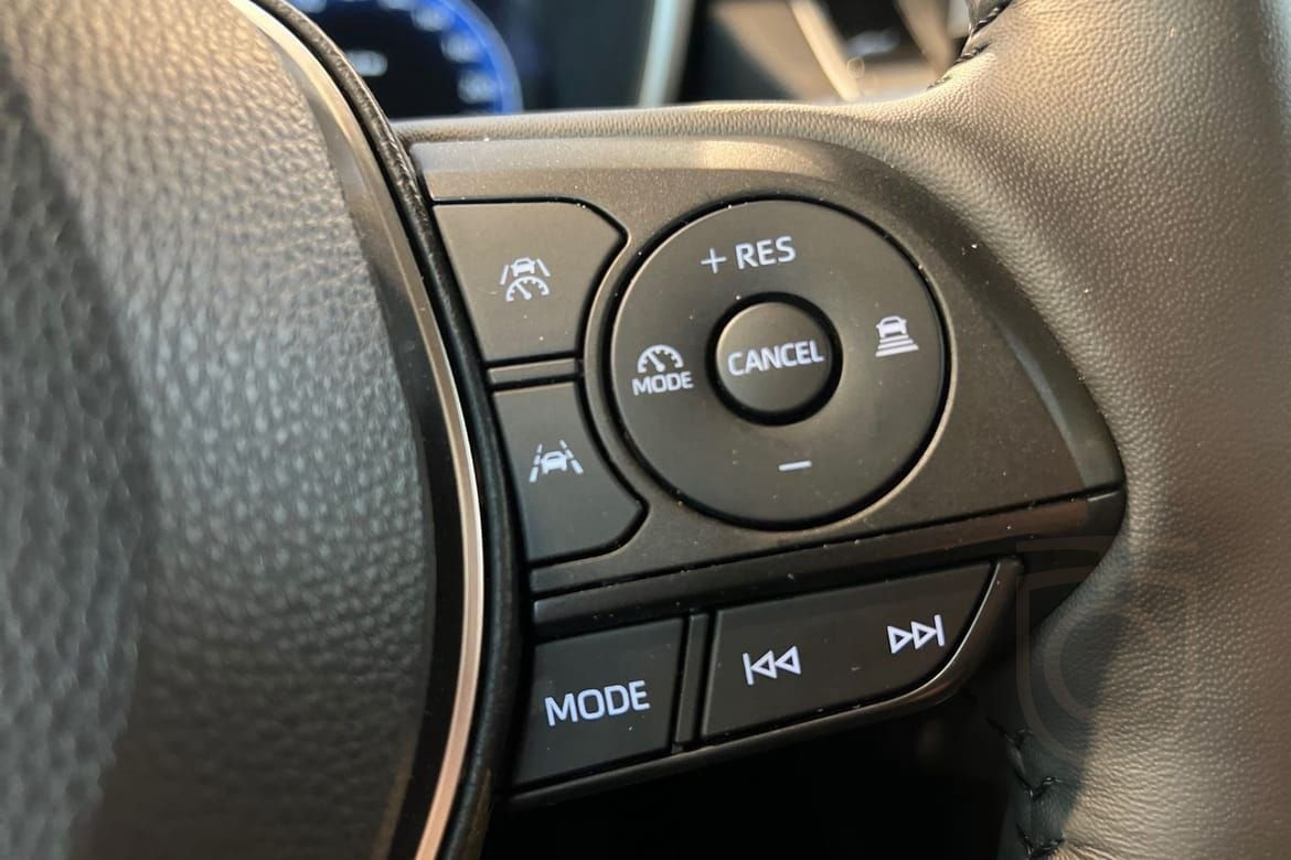 Toyota Corolla Cross Hybrid AWD-i 2.0 Style
