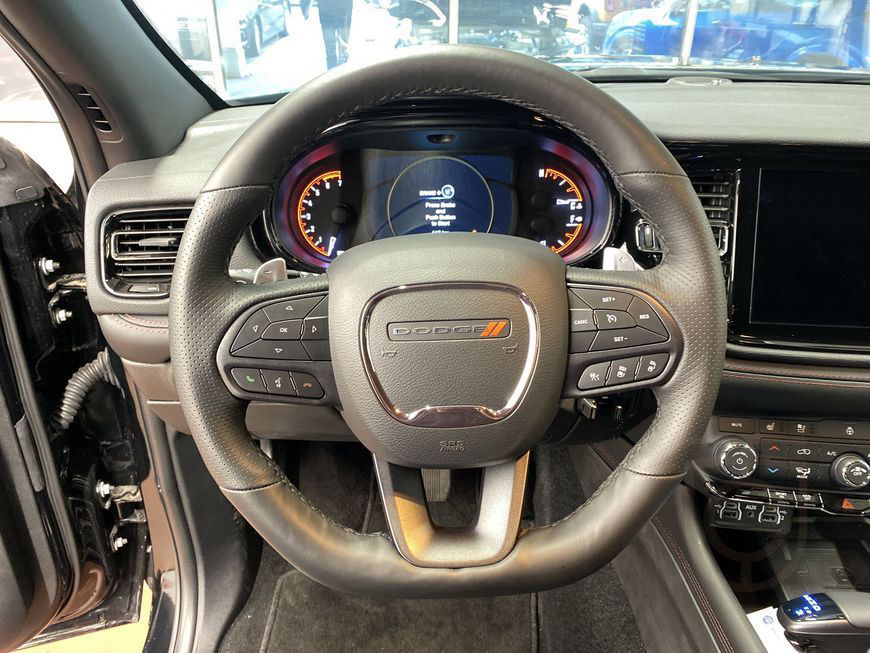 Dodge Durango 5,7 V8 HEMI R/T BlackTop-Package ACC DVD