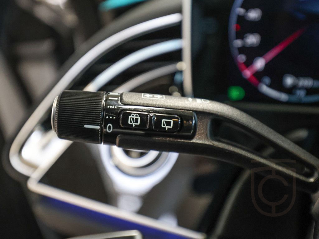 Mercedes-Benz E 450 d T 4M AMG Premium Plus AHK Distr. Screen