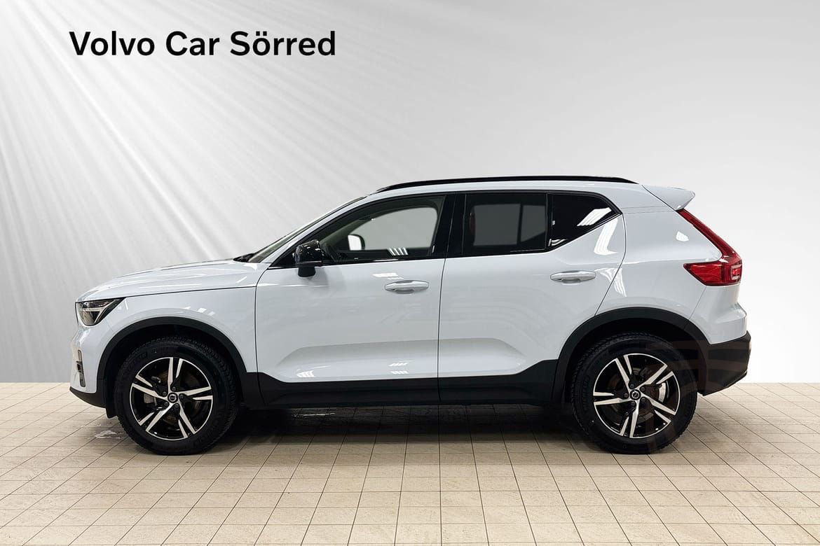 Volvo XC40 B4 FWD Bensin Plus Dark