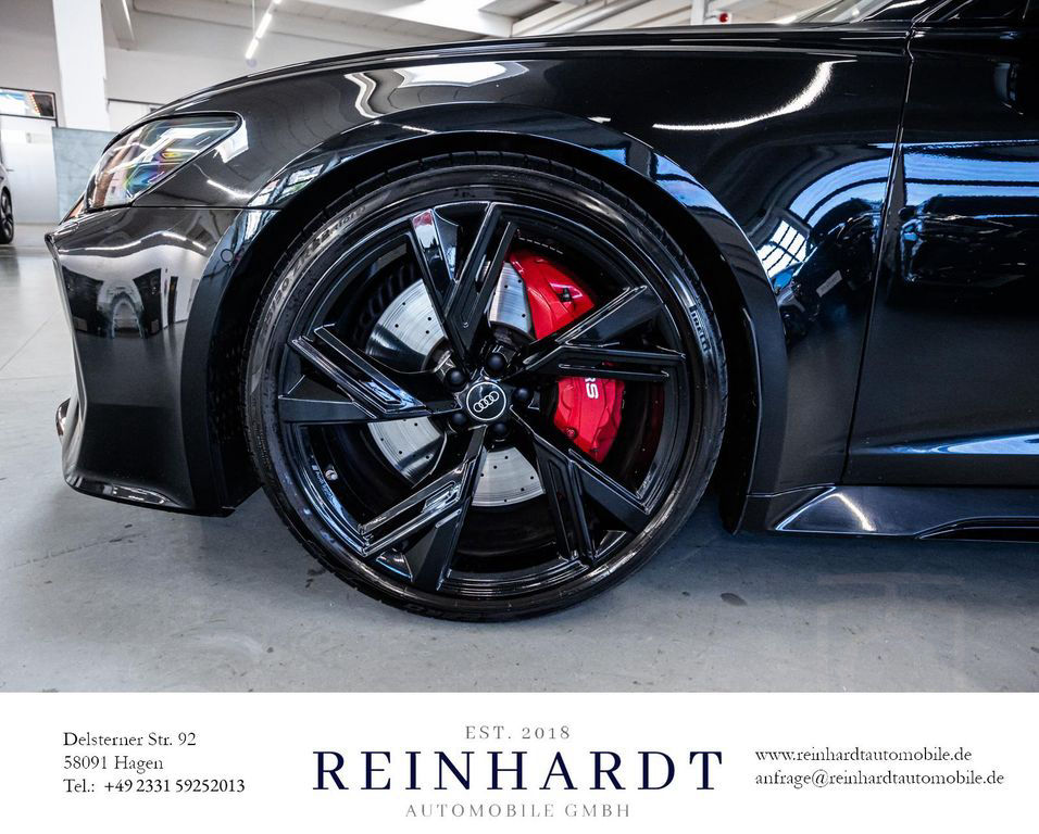 Audi RS6 AVANT ALL-BLACK 22Z./ACC/HuD/PANO/RS-AGA/B&O