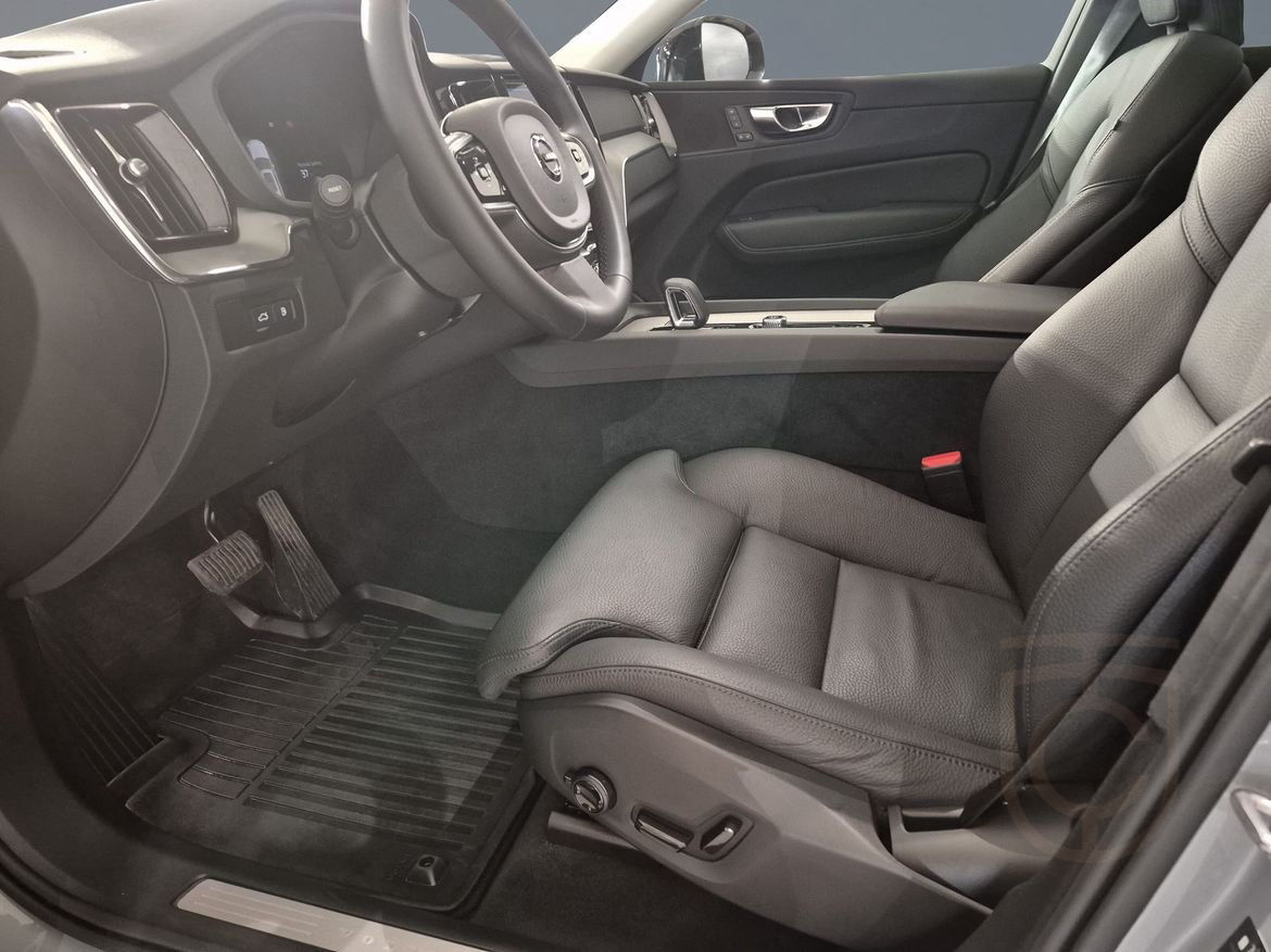 Volvo XC60 T6 Plus Dark Edition