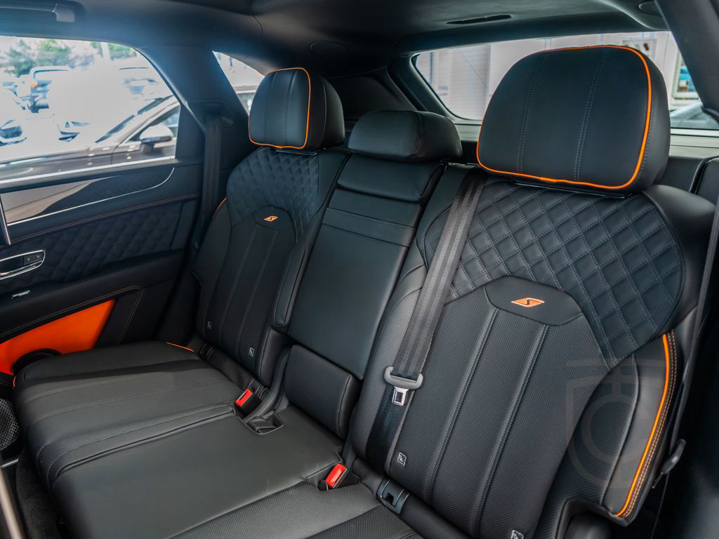 Bentley Bentayga S Black Edition V8 | Bentley Nürnberg