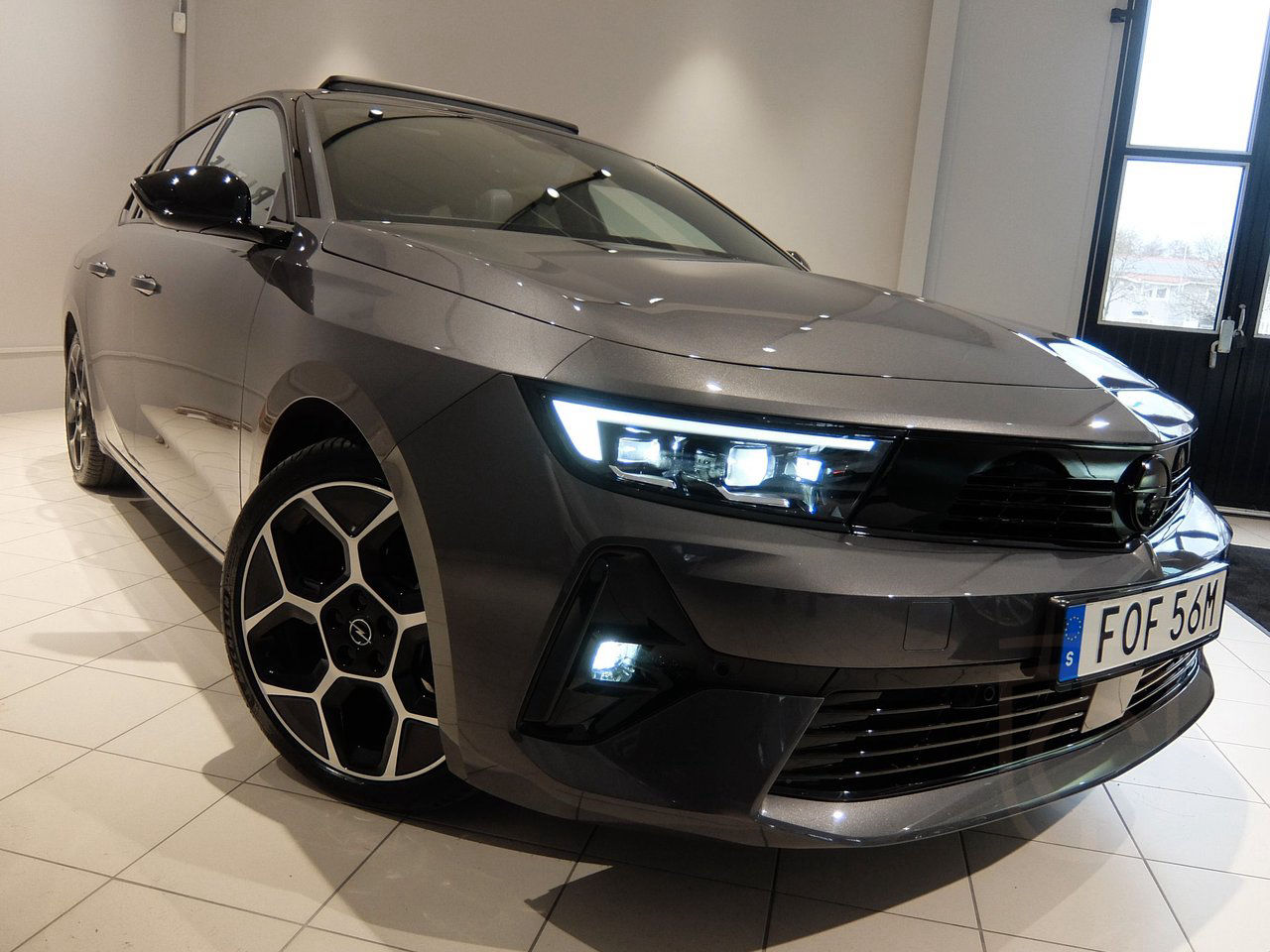 Opel Astra ST Ultimate P130