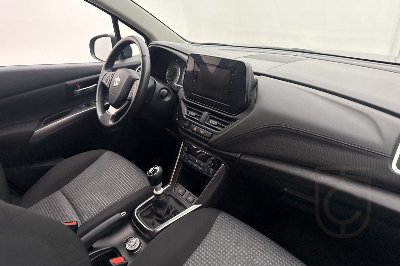 Suzuki S-Cross Hybrid AWD