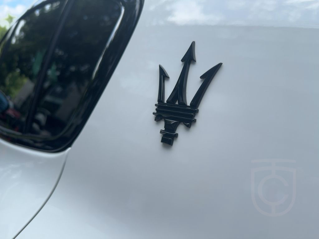 Maserati Grecale Modena MY24 Mild Hybrid MIT AHK 330 PS -