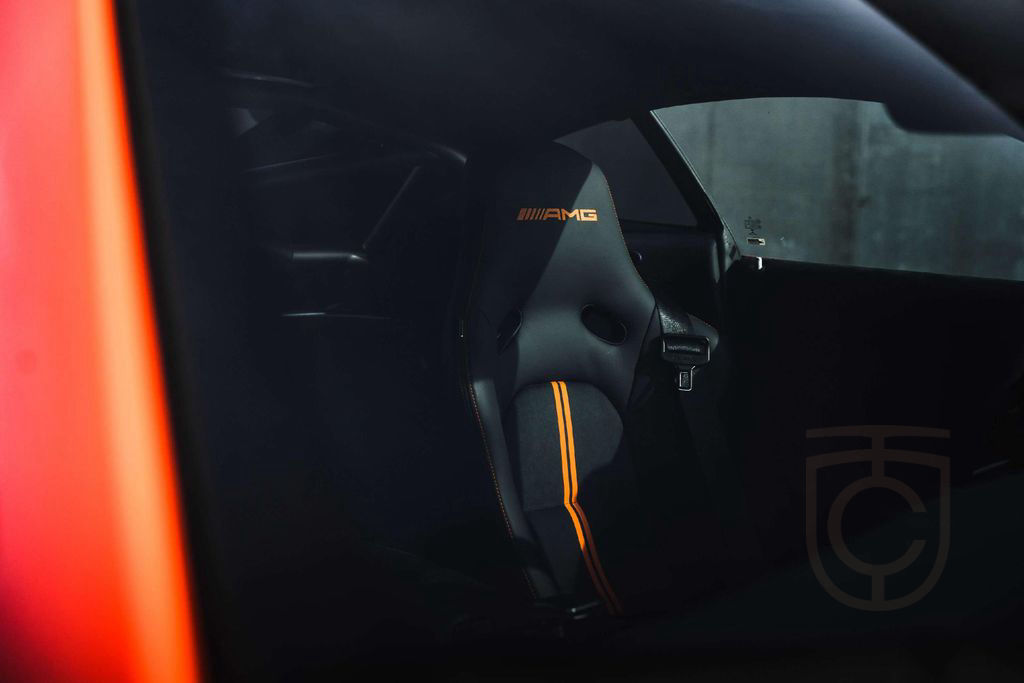 Mercedes-Benz AMG GT Black Series / Magma Beam / NEW