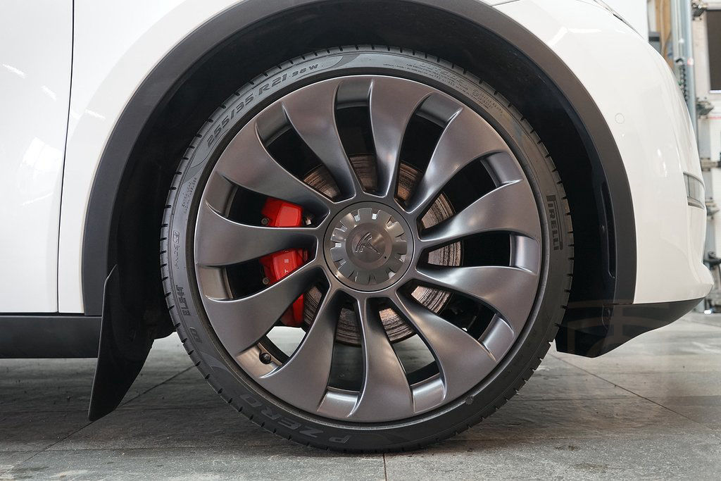Tesla Model Y Performance