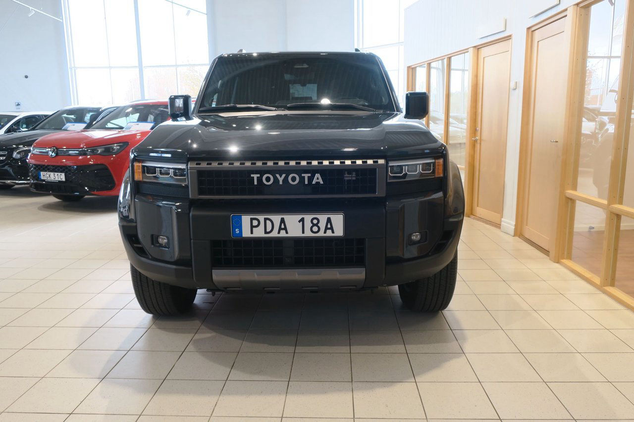 Toyota Land Cruiser 2.8 4WD Executive