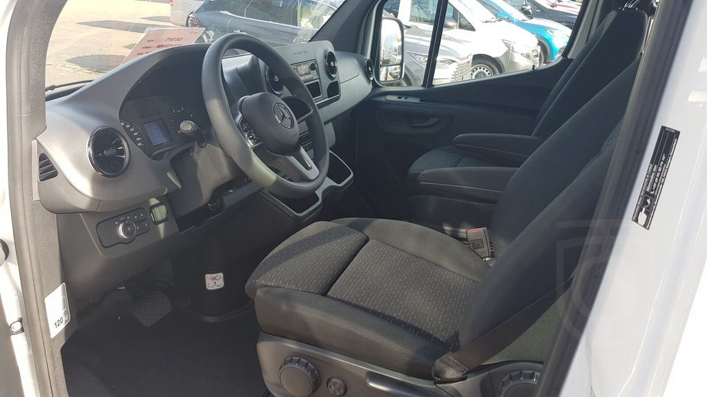 Mercedes-Benz Tremonia Transfer 45 Schulbus Minibus 22 Sitze +