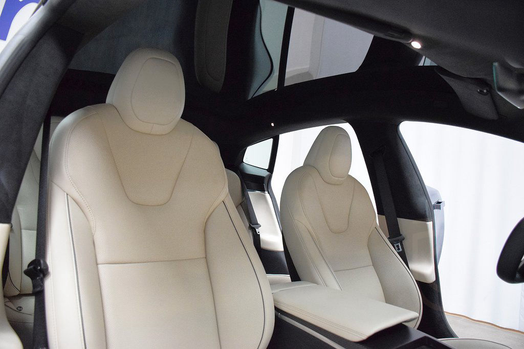 Tesla Model S Plaid