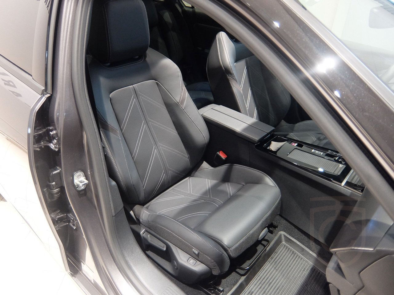 Opel Astra ST Ultimate P130