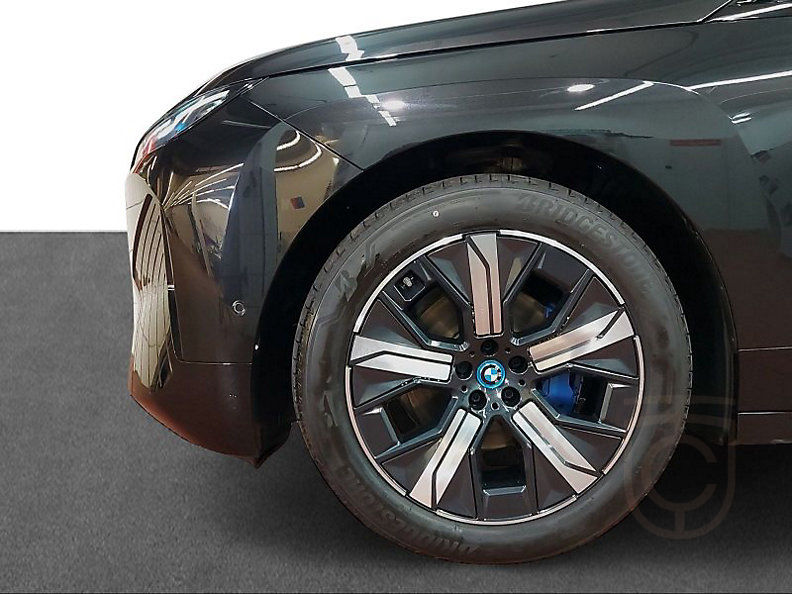 BMW iX xDrive40
