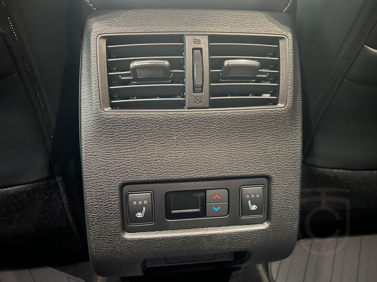 Mitsubishi Outlander Invite PHEV 4wd PLUG IN
