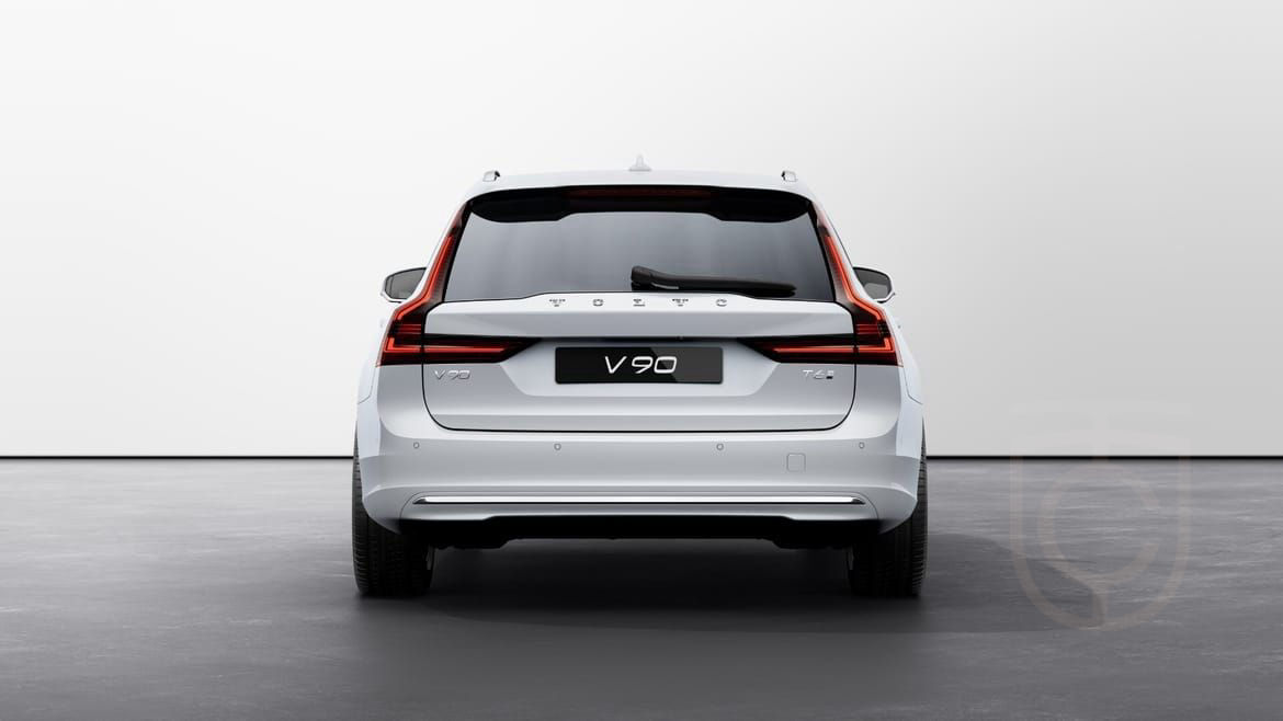 Volvo V90 Recharge T6 Geartronic 293kW 2025