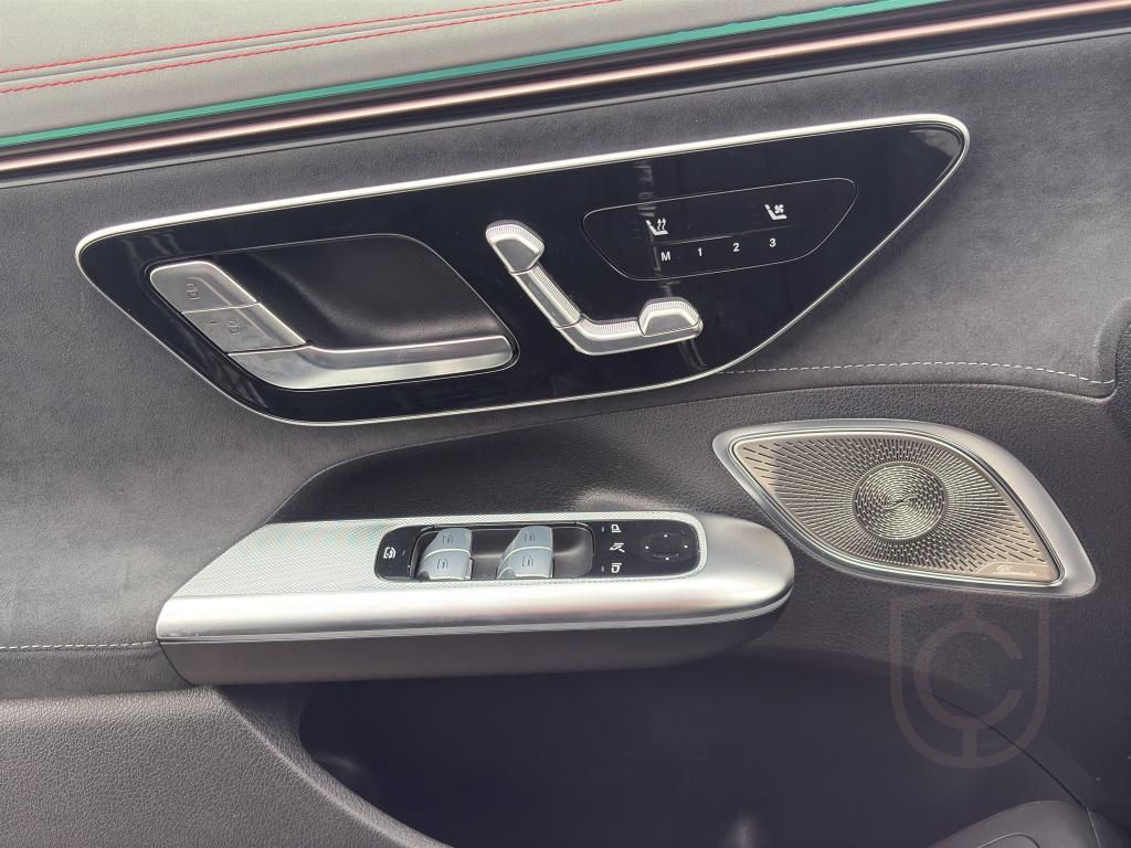 Mercedes-Benz EQE 53 AMG 4M DRIVERS PACKAGE HYPERSCREEN HUD