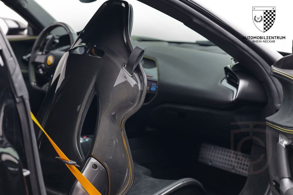 Ferrari SF90 Stradale RacingSeats/Carbon-LED/Liftsystem