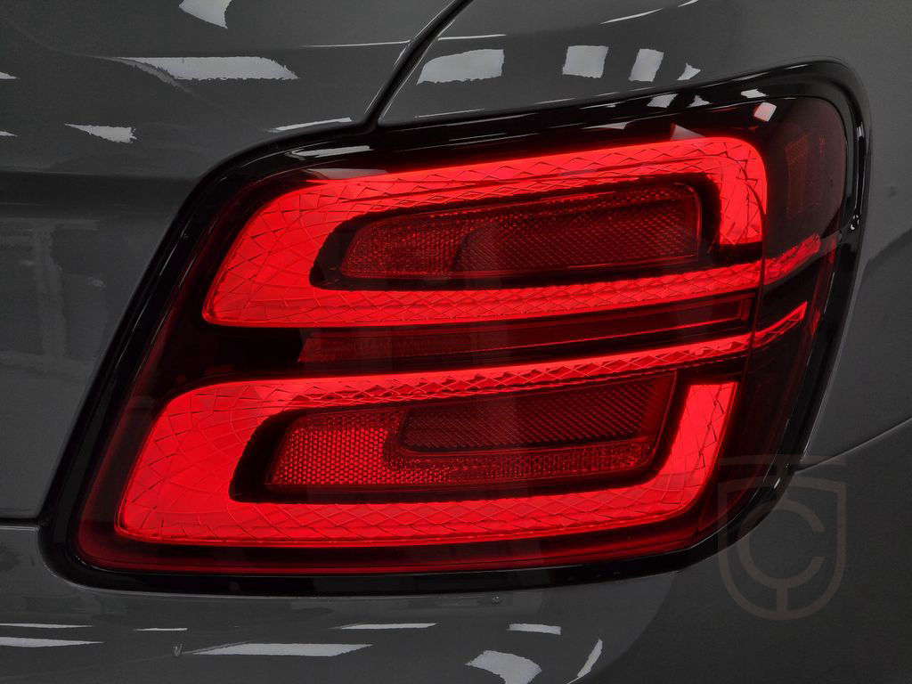 Bentley Flying Spur S V8*Mulliner*NAIM*Cambrian Grey*