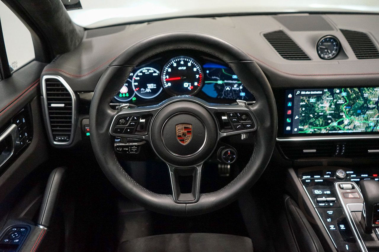 Porsche Cayenne GTS
