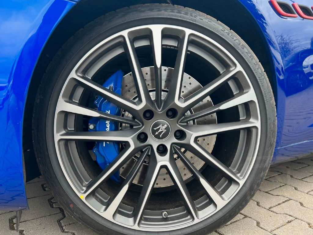 Maserati Quattroporte Trofeo V8 MY23 FUORI-SERIE