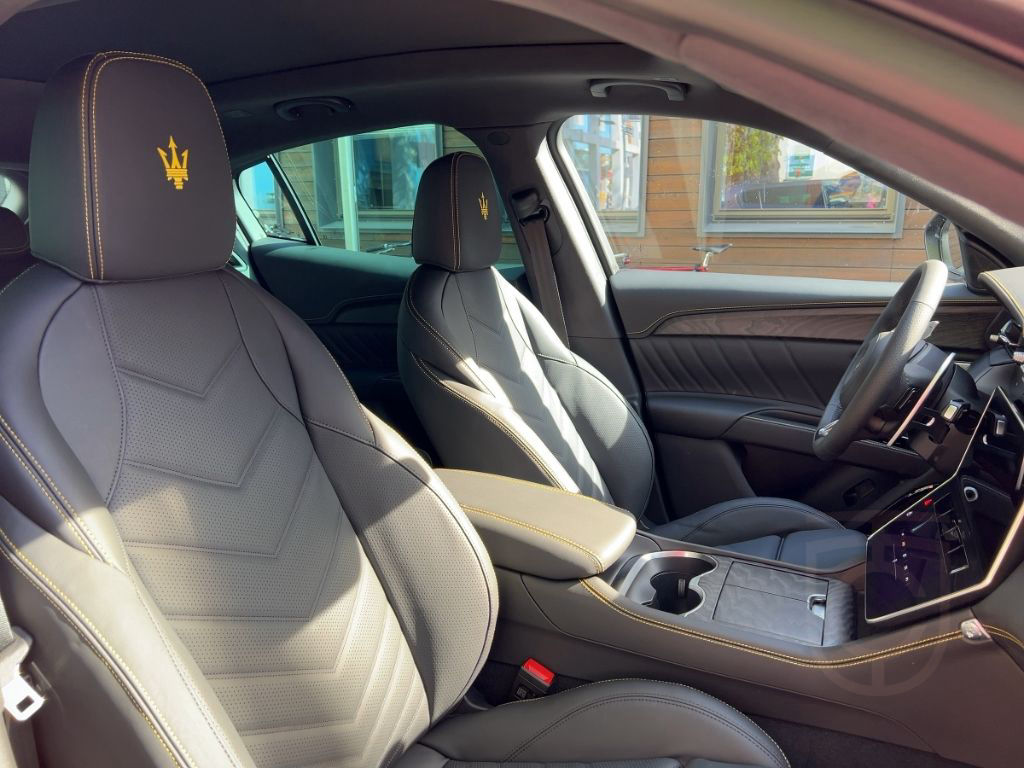 Maserati Grecale MODENA MY25 FUORIESERIE 5Jahre Garantie
