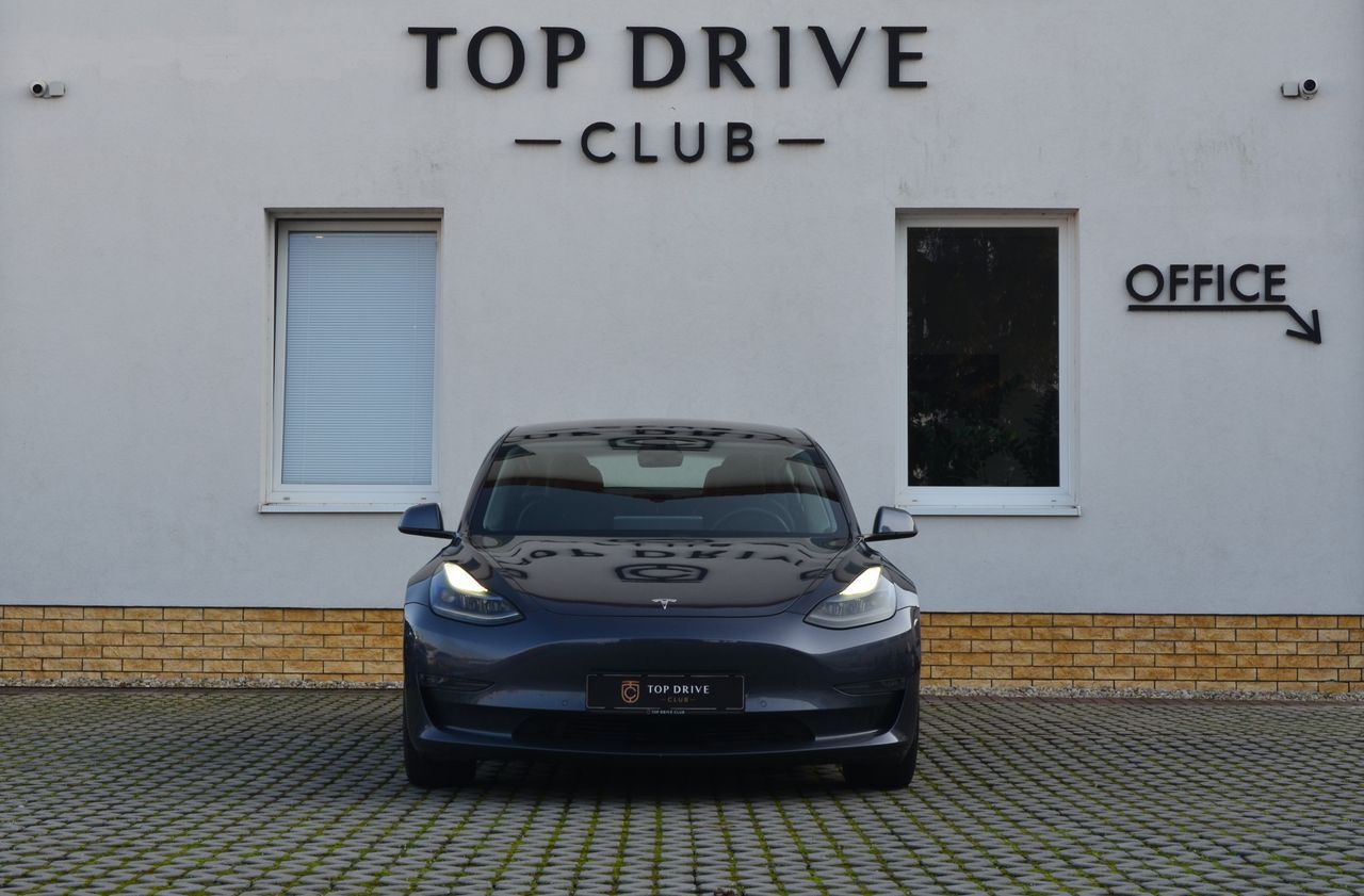 Tesla Model 3 Long Range DUAL MOTOR/Tažné/Tepelné čerpadlo