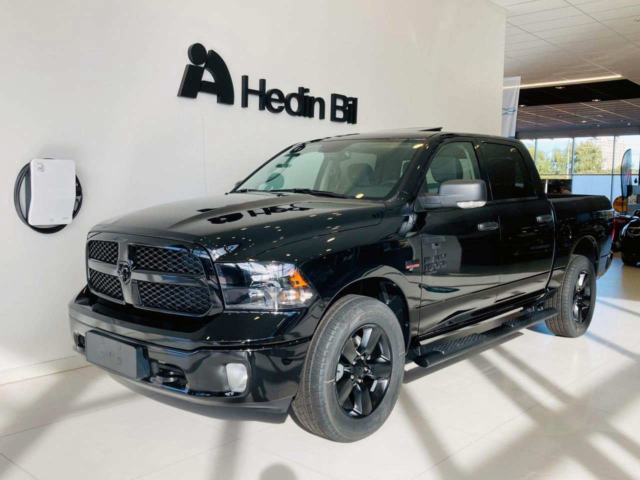Dodge Ram 1500 4x4 Classic Black Edition