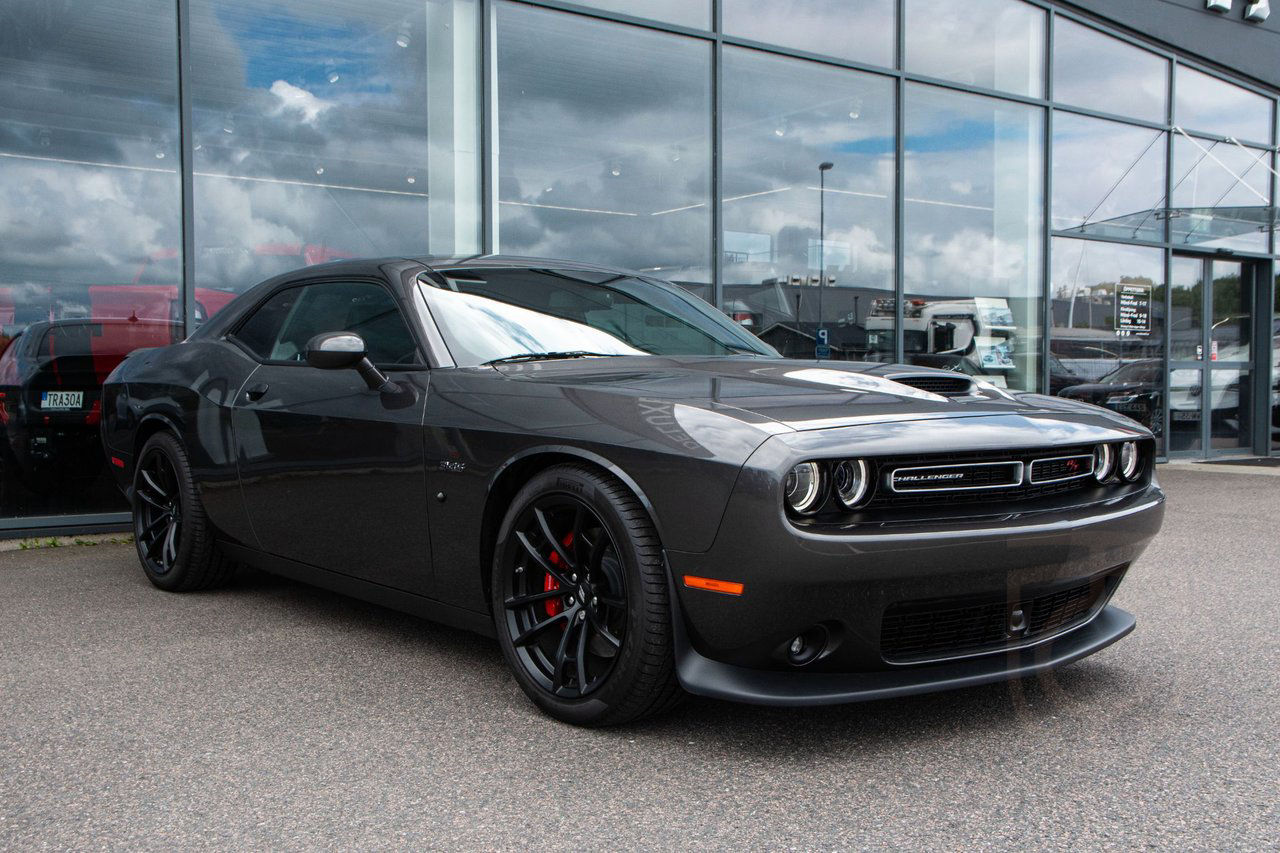 Dodge Challenger R