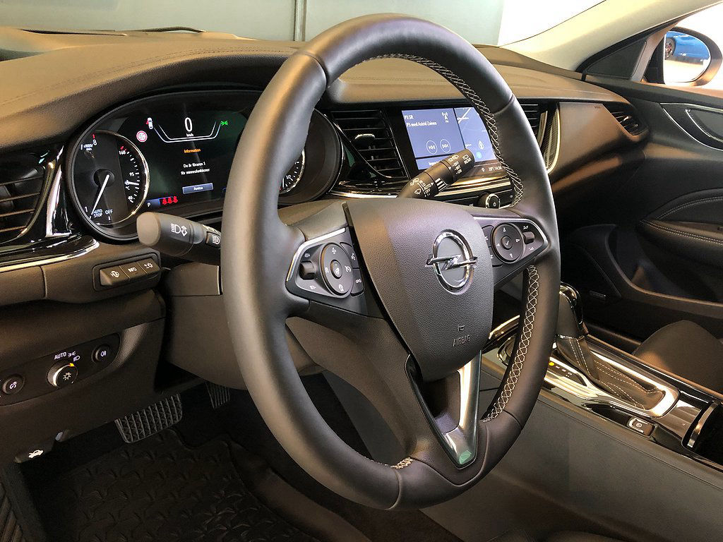 Opel Insignia kombi business  200hk aut *låg skatt*