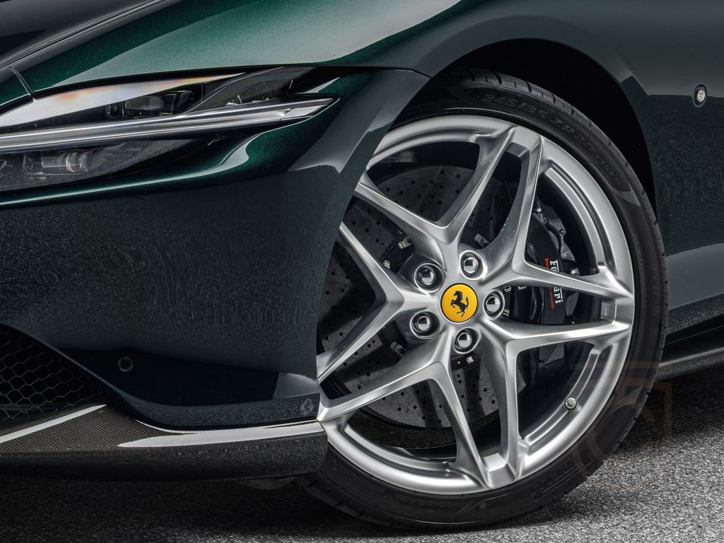 Ferrari Roma Spider