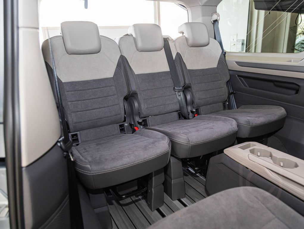 Volkswagen T7 Multivan Style 2,0 l TSI lang | keyless | Eas