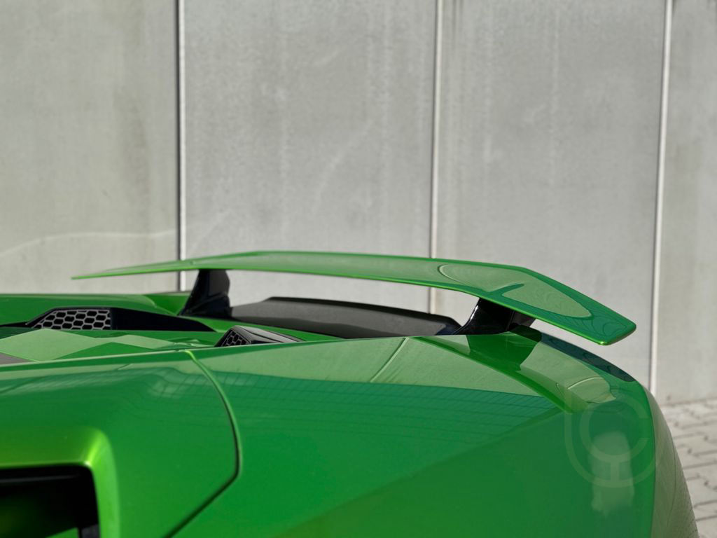 Lamborghini Huracán Tecnica/StylePack/Narvi20"/Verde Selvans