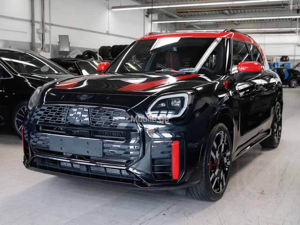 MINI Countryman JCW ALL4 John Cooper Works Trim EDC