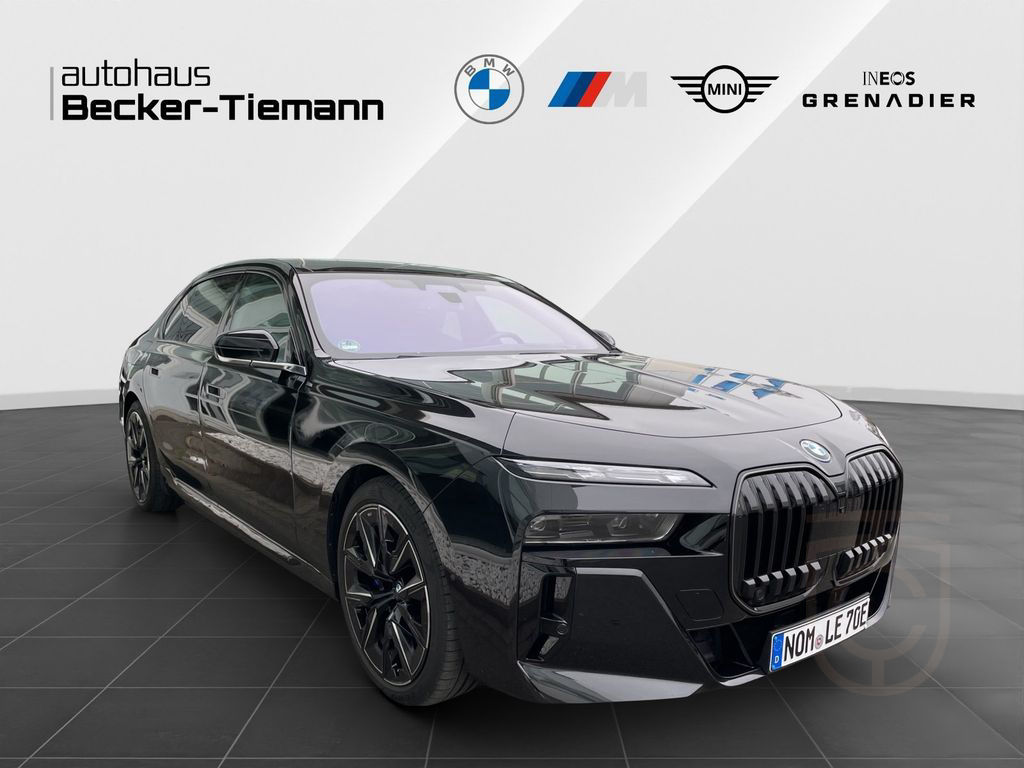 BMW 750e xDrive UPE 180.940,- € #exclusive