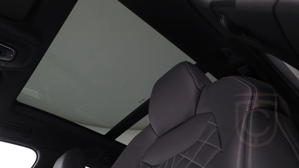 Audi SQ7 TFSI quattro