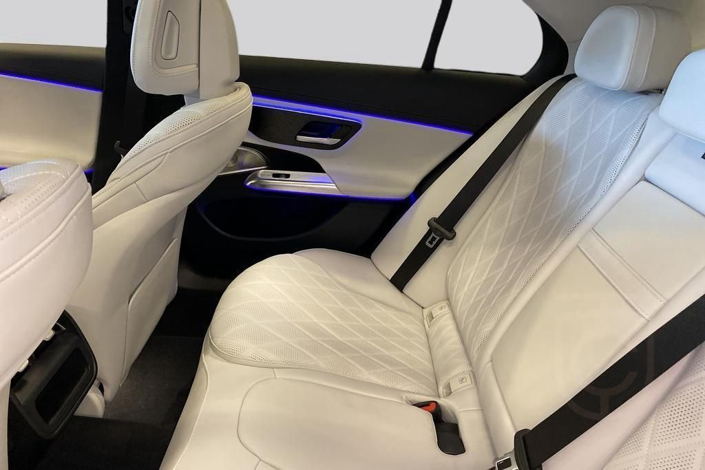 Mercedes-Benz E 300e 4MATIC Exclusive Premium