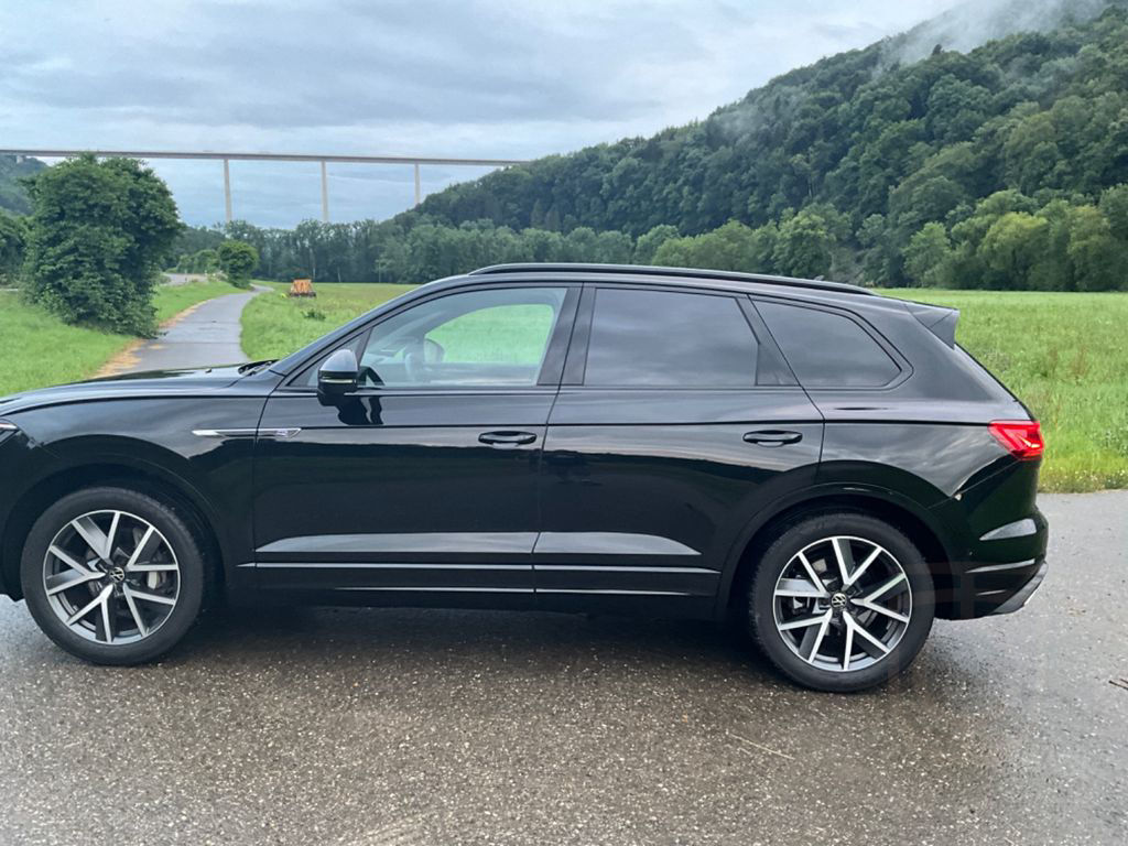Volkswagen Touareg R-Line 4Mot./Black Style/Matrix LED/AHK