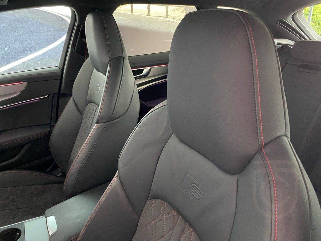 Audi S6 Avant 3.0 TDI quattro PANO+AHK+RFK+MATRIX+21"