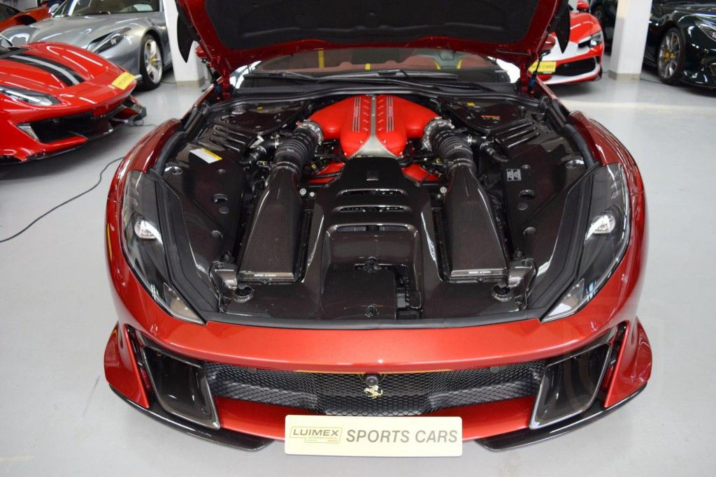 Ferrari 812 Competizione