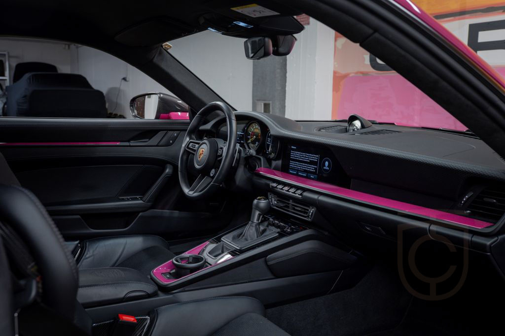 Porsche 992 GT3 TOURING STOCK LIKE NEW