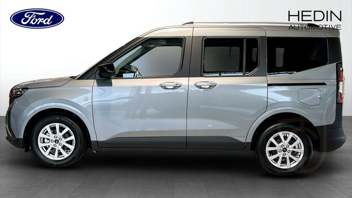 Ford Tourneo Courier Titanium