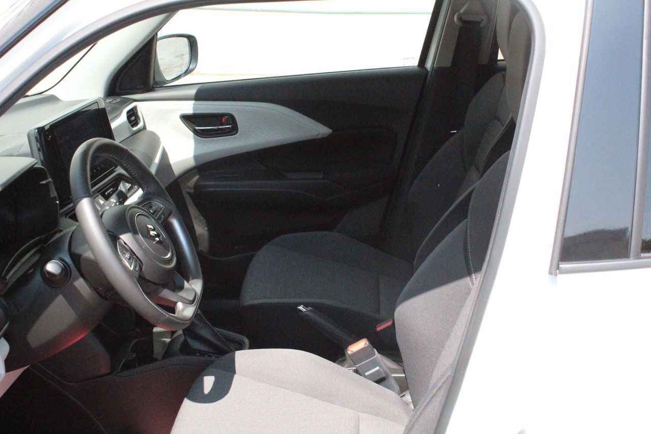 Suzuki Swift Select CVT